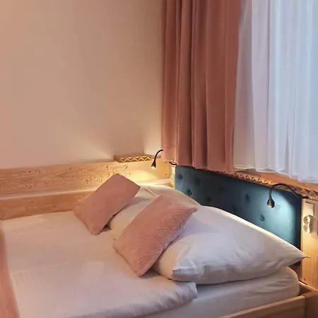 Goscinne Migiel Zakopane